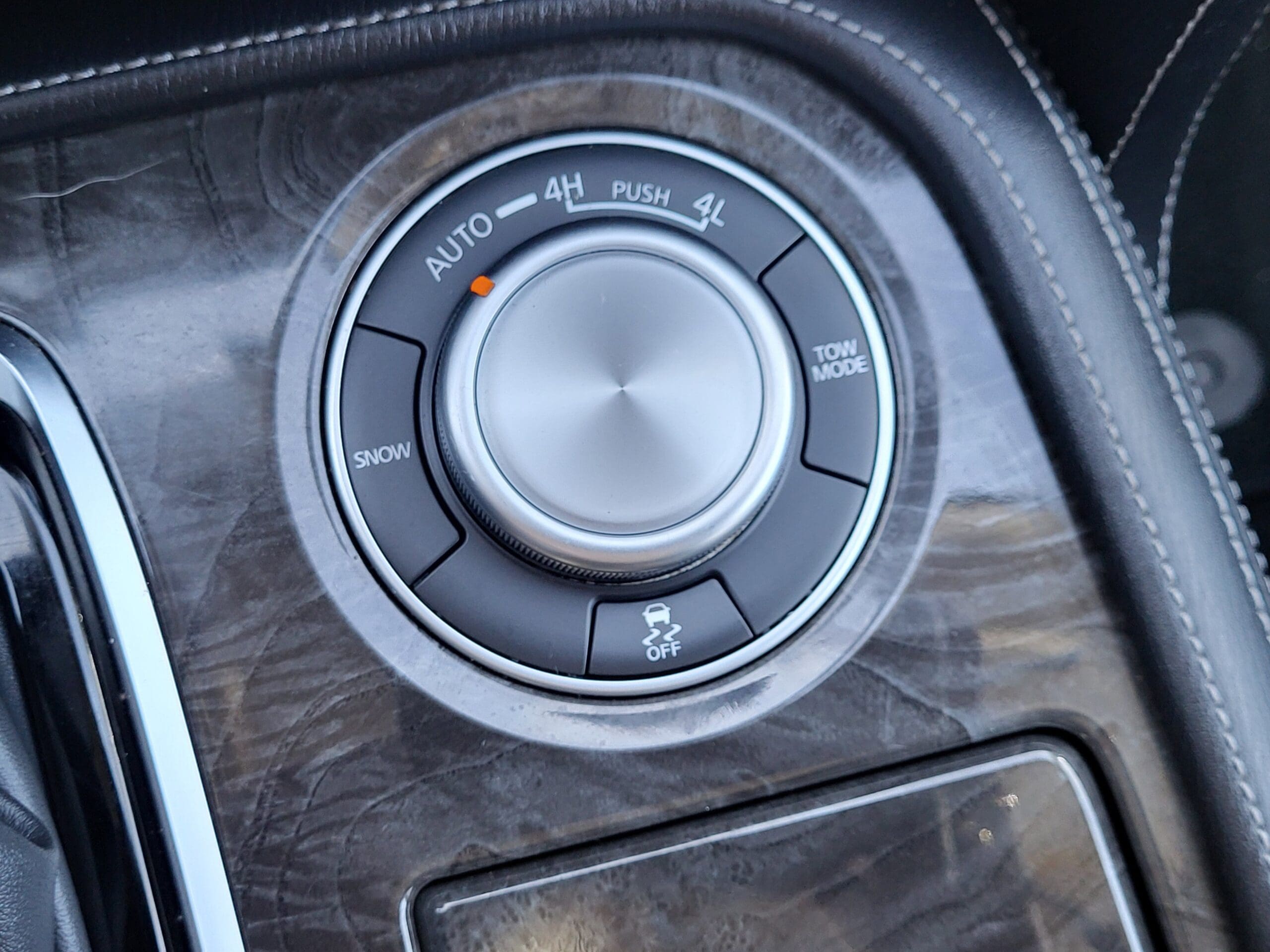 2024 INFINITI QX80 - Image 27