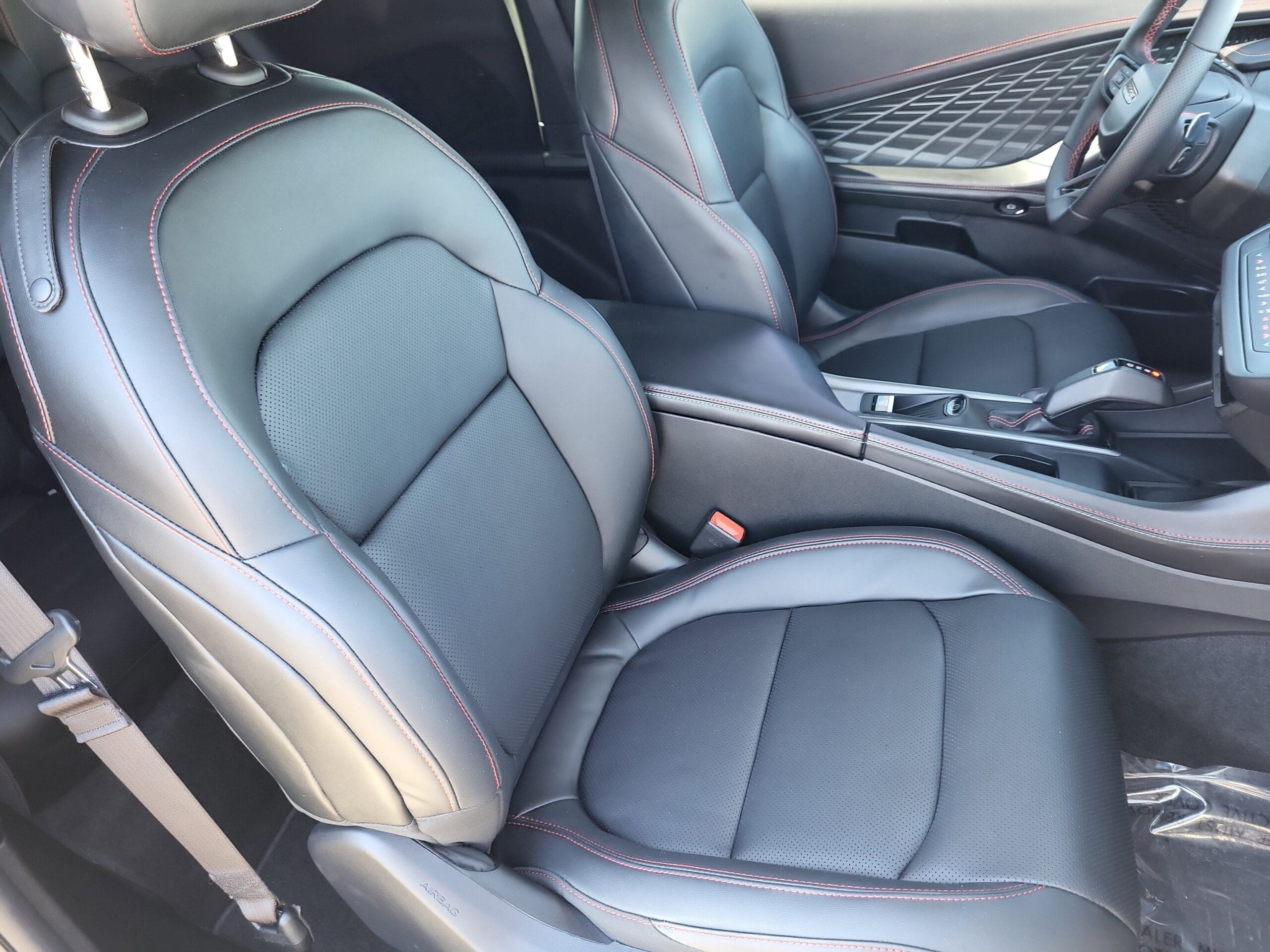 2025 Dodge Charger Daytona - Image 11