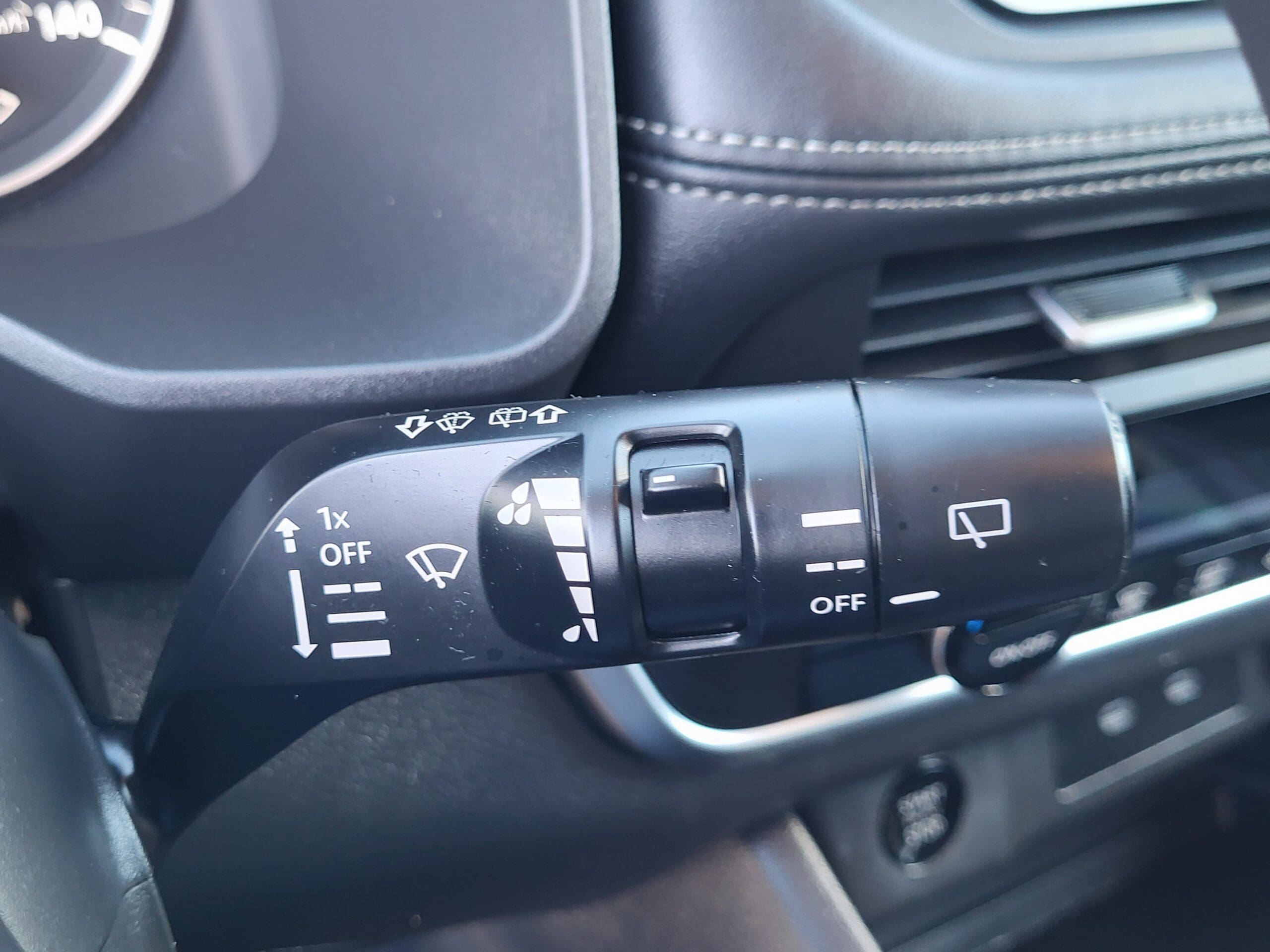 2025 Nissan Rogue - Image 24