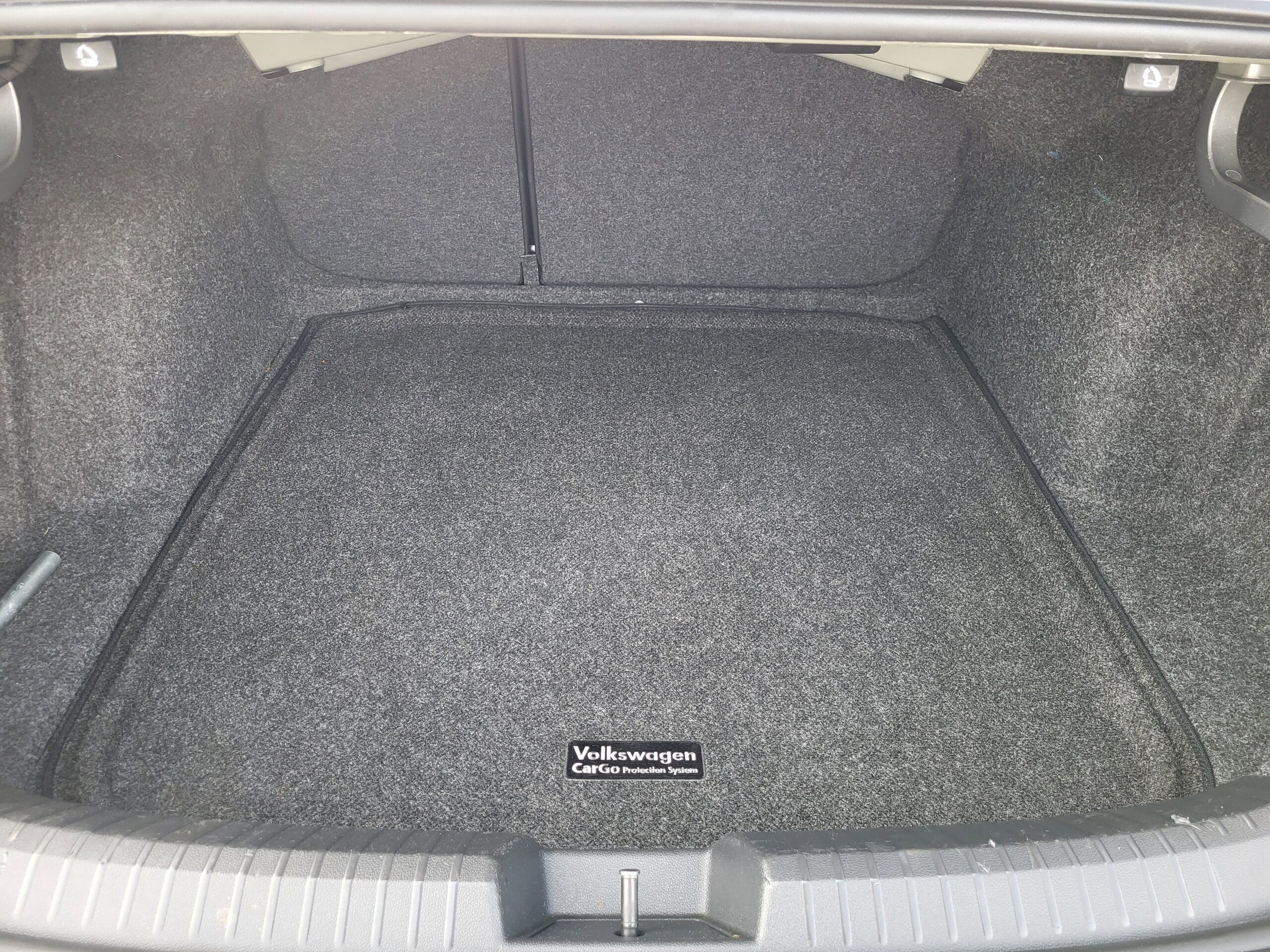 2022 Volkswagen Jetta - Image 21