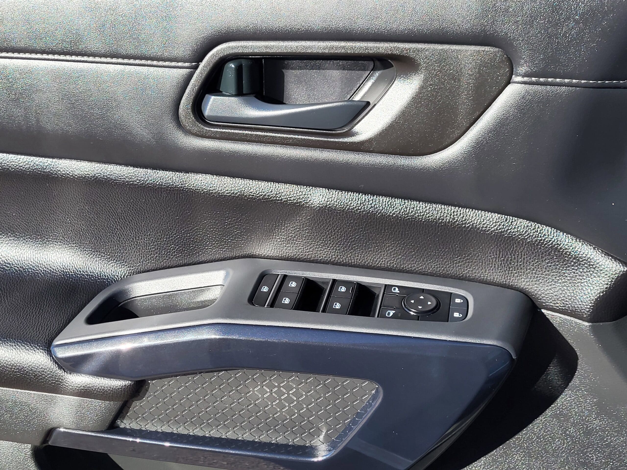 2024 Nissan Pathfinder - Image 6