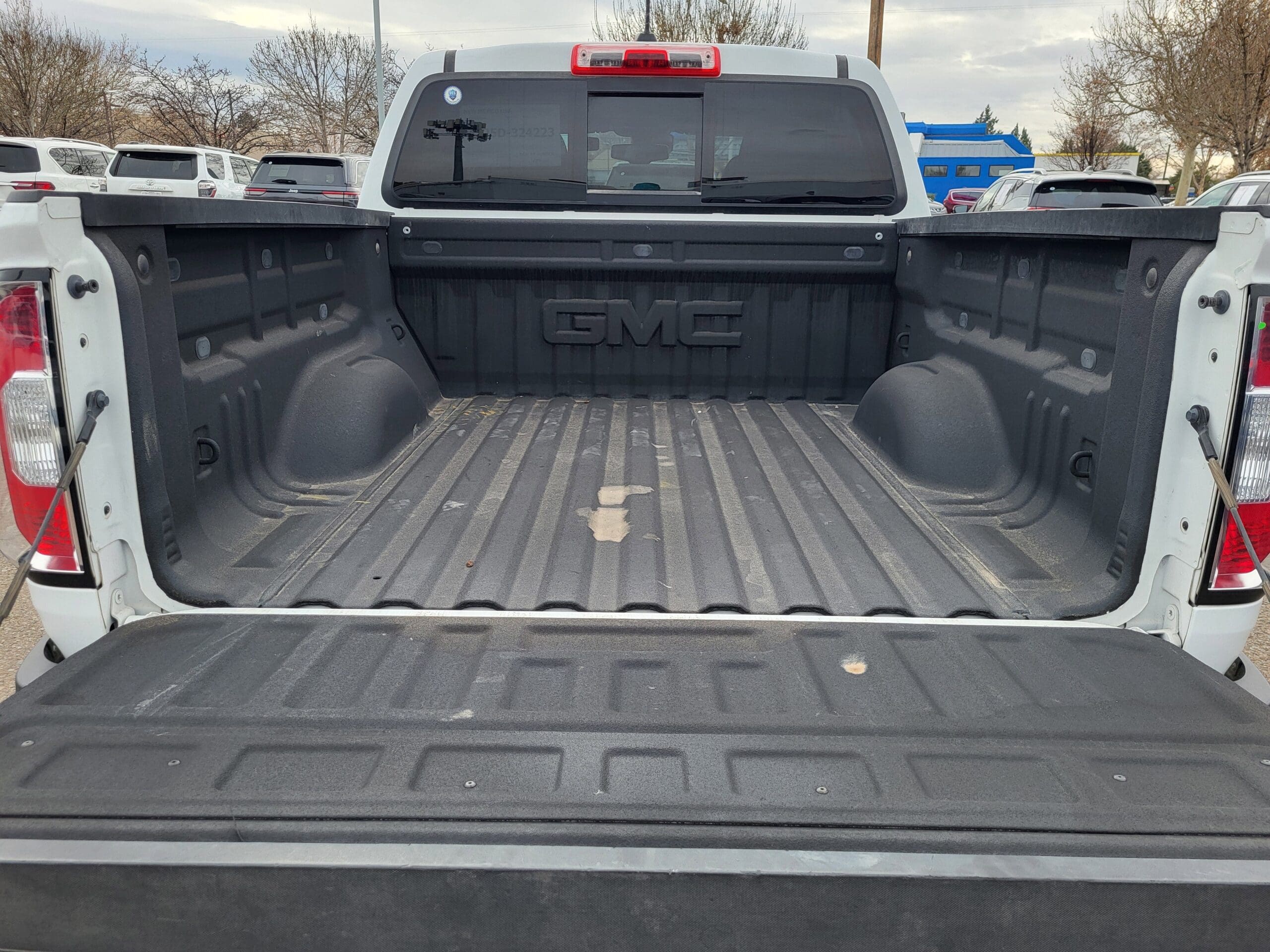 2021 GMC Canyon - Image 22