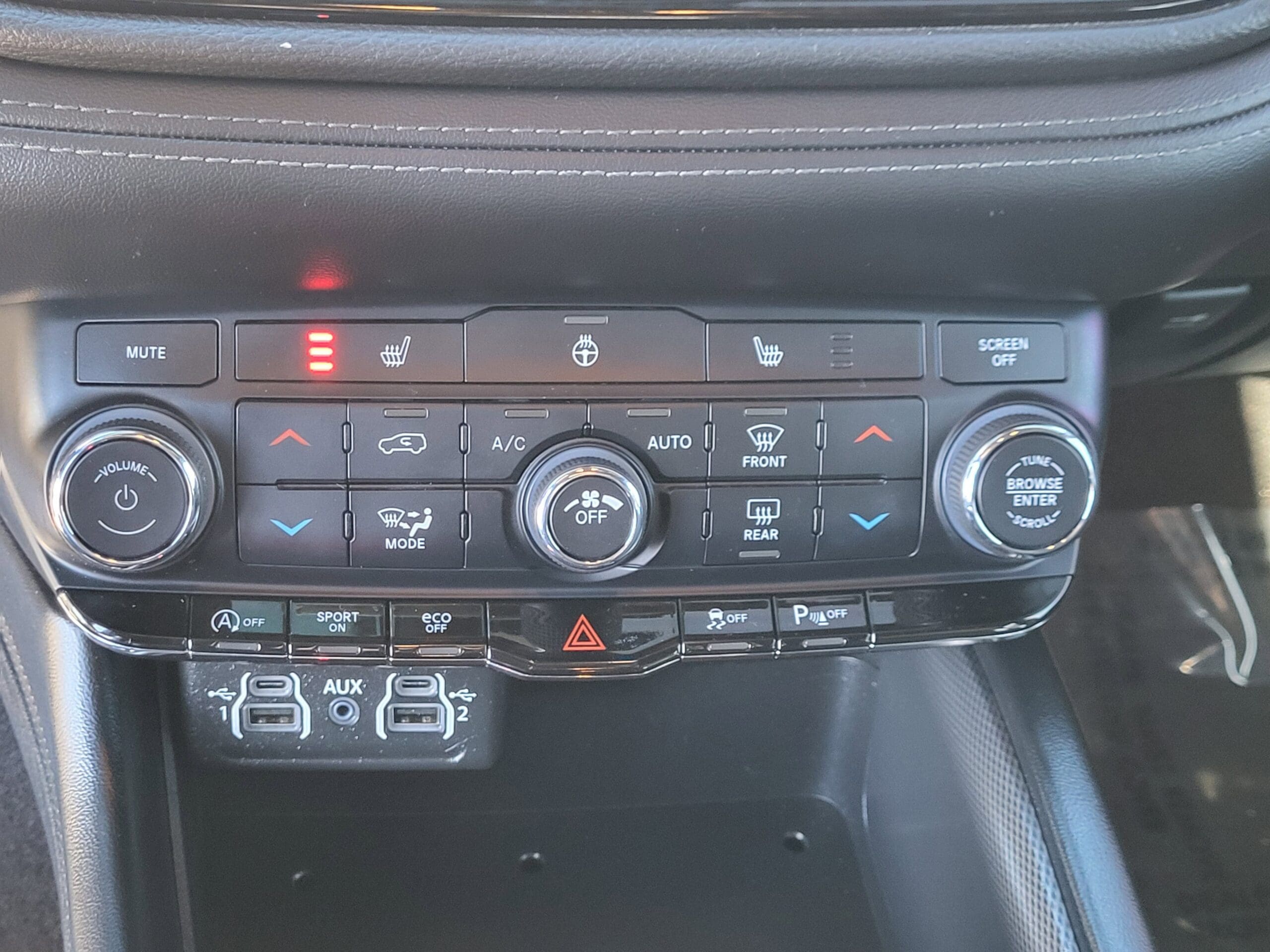 2022 Dodge Durango - Image 27