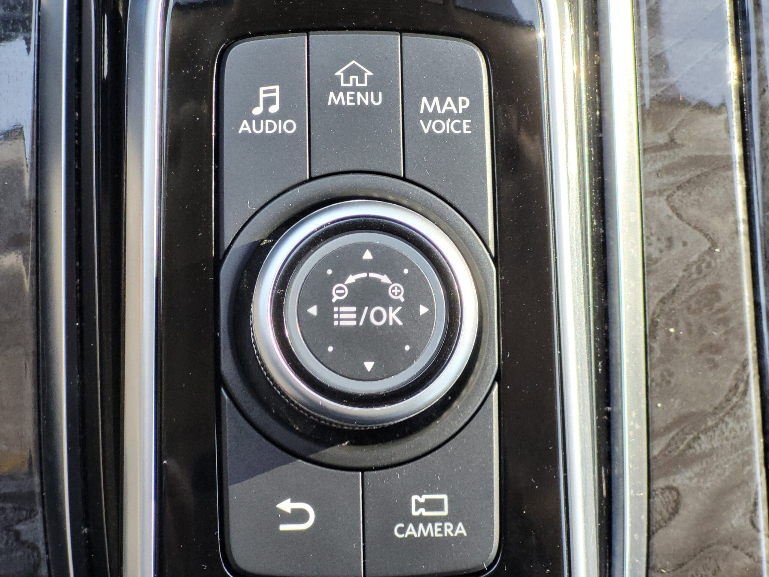 2024 INFINITI QX80 - Image 28