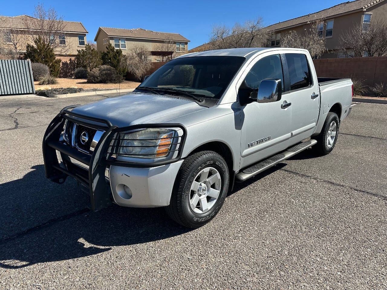 2007 Nissan Titan - Image 2