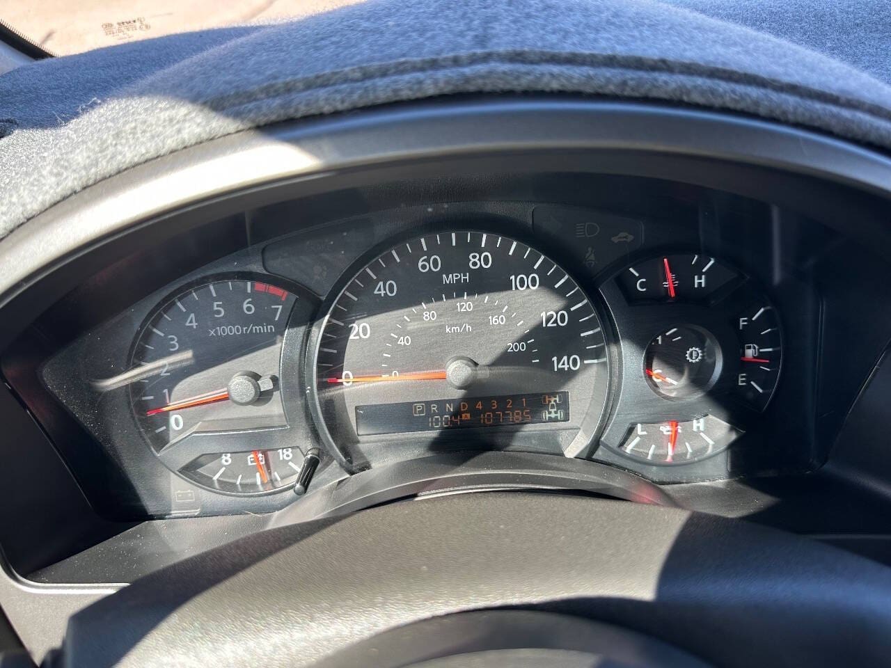 2007 Nissan Titan - Image 13