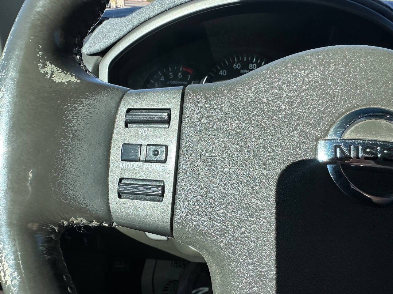 2007 Nissan Titan - Image 16