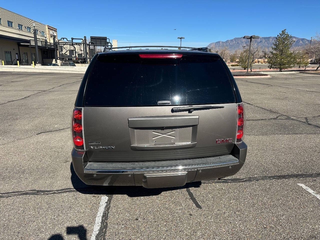 2012 GMC Yukon - Image 8