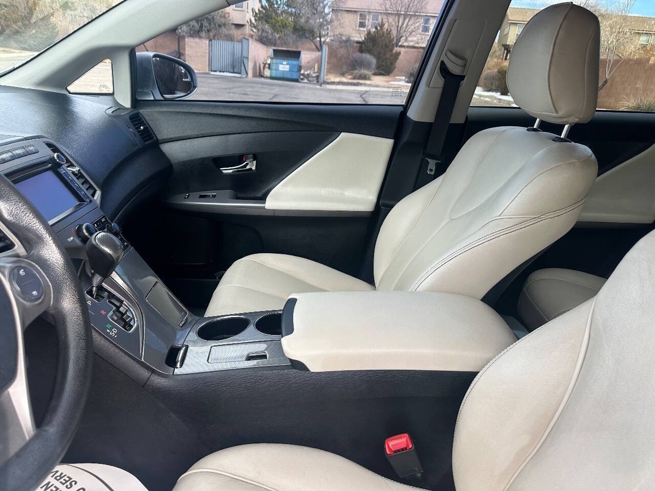 2013 Toyota Venza - Image 10