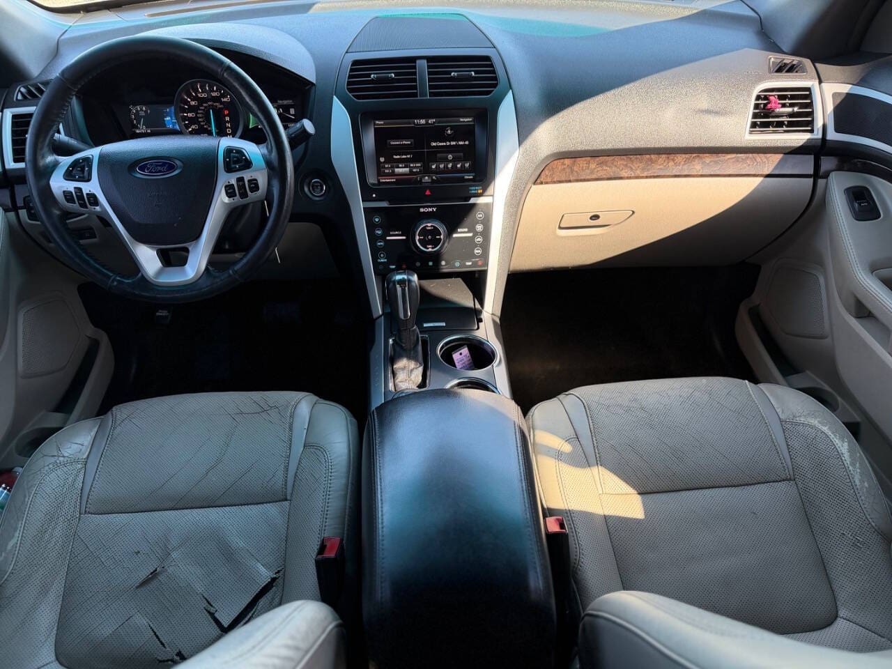 2014 Ford Explorer - Image 9