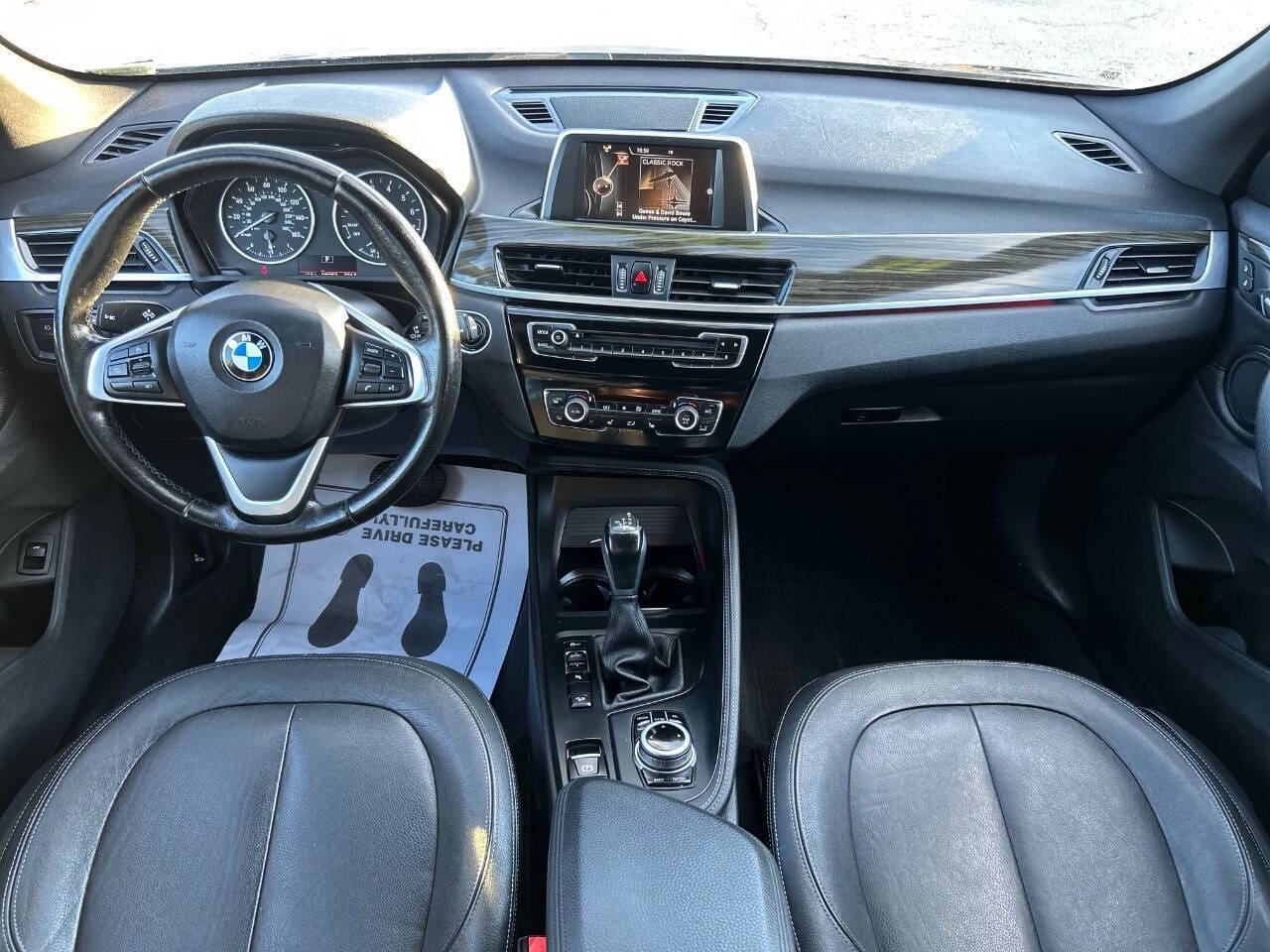 2017 BMW X1 - Image 13