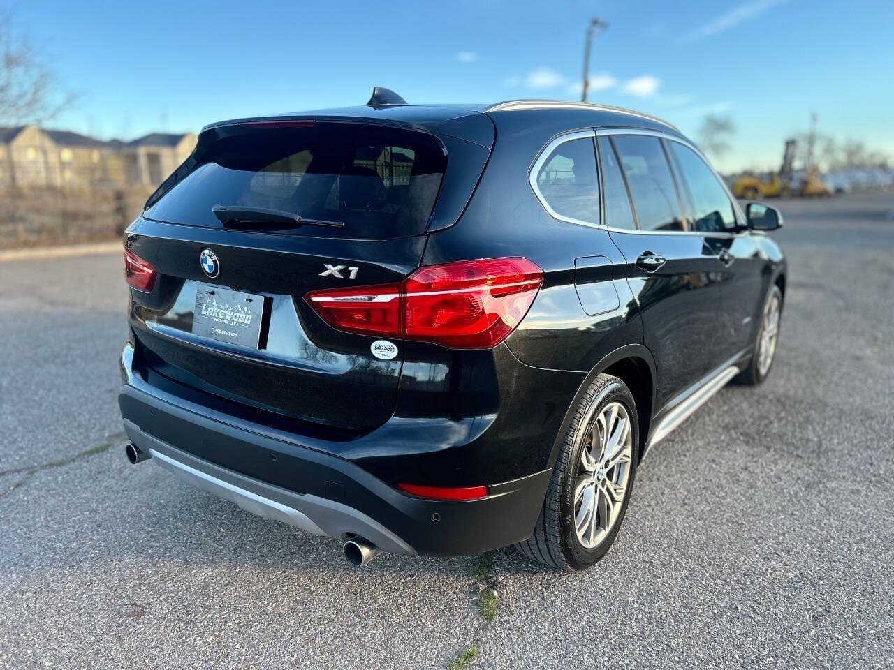 2017 BMW X1 - Image 5