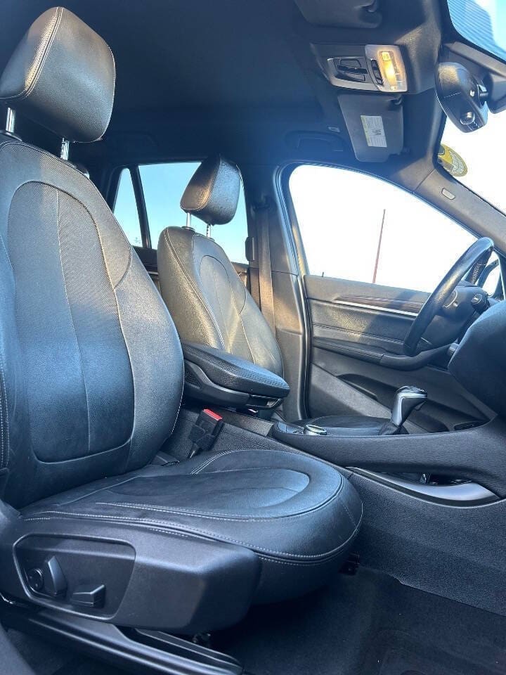 2017 BMW X1 - Image 8