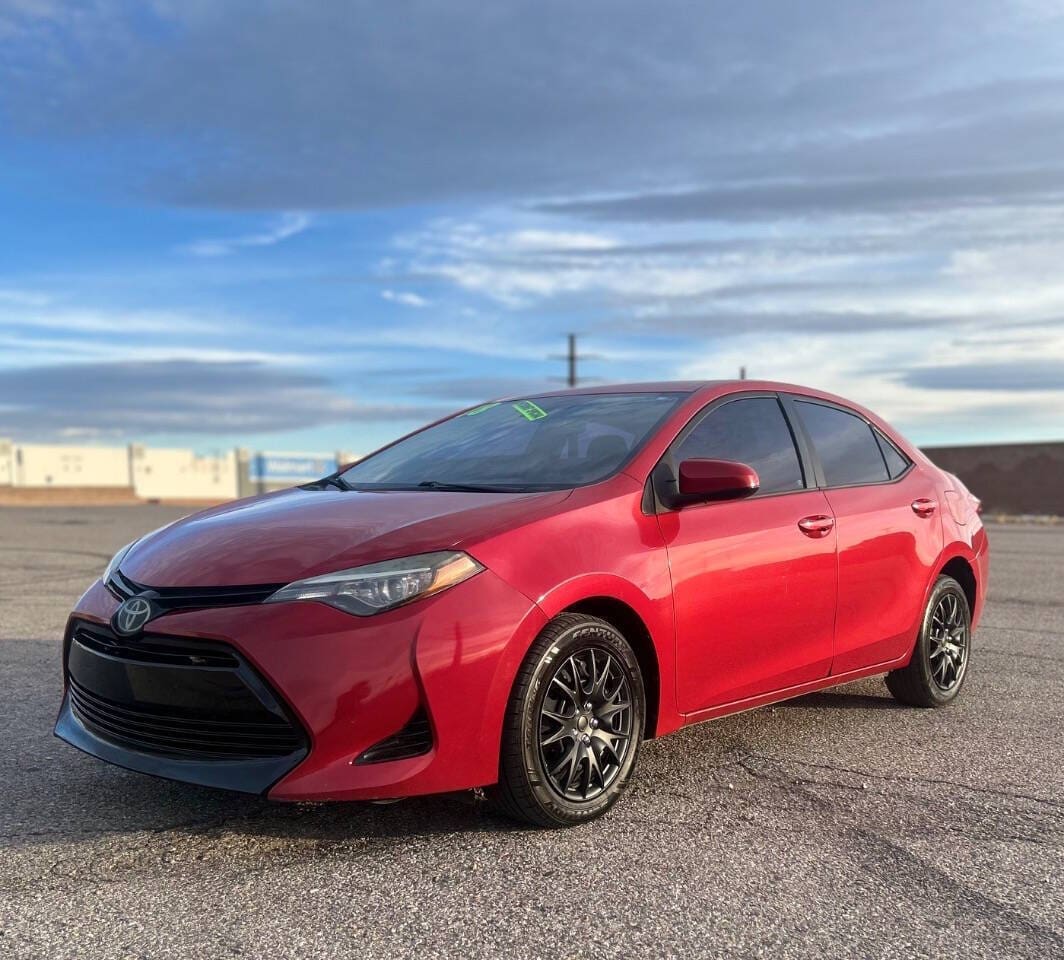 2018 Toyota Corolla - Image 2