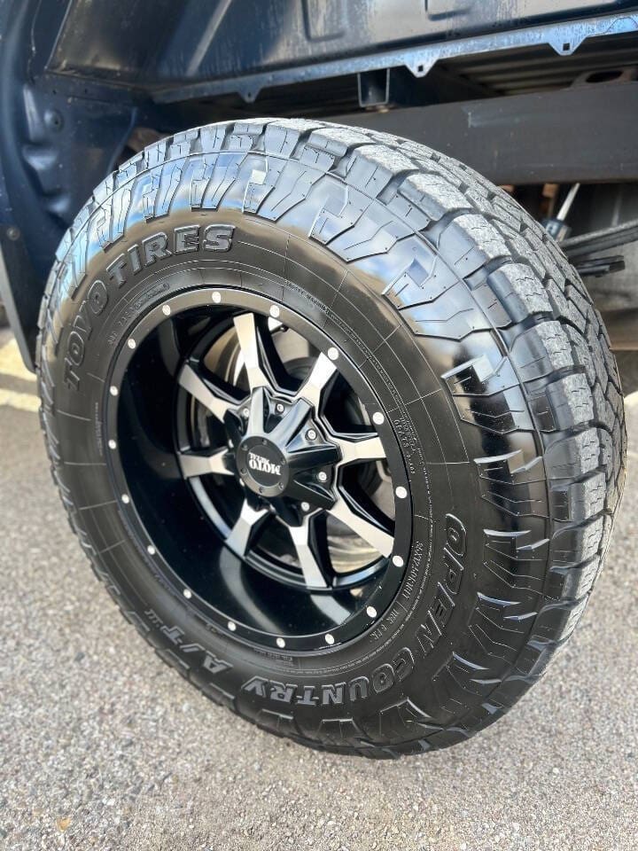 2019 Chevrolet Silverado 1500 - Image 8