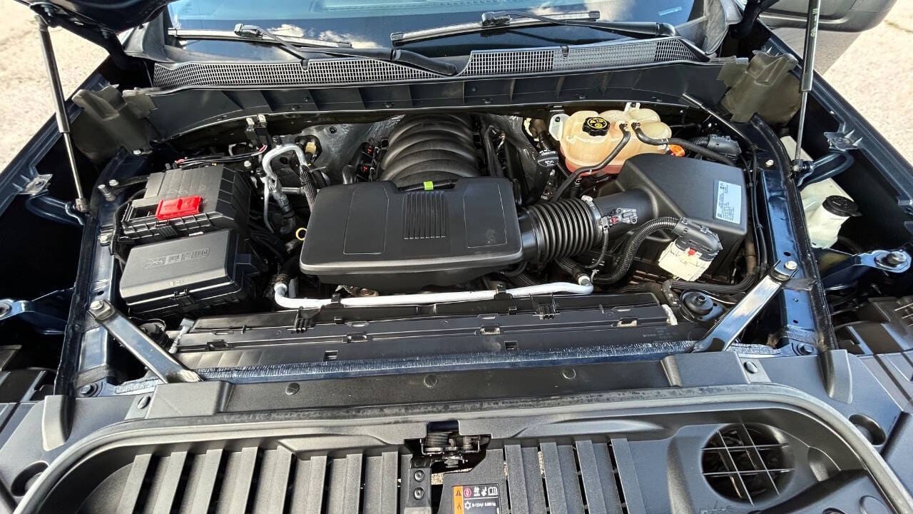 2019 Chevrolet Silverado 1500 - Image 9