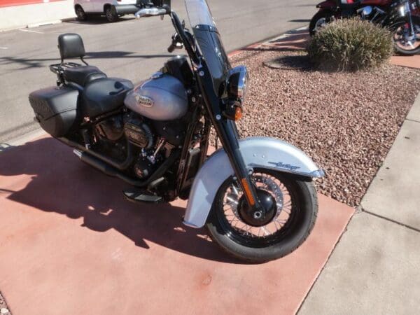 2024 Harley-Davidson FLHCS