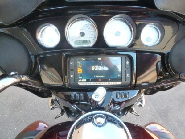 2014 Harley-Davidson FLHXS