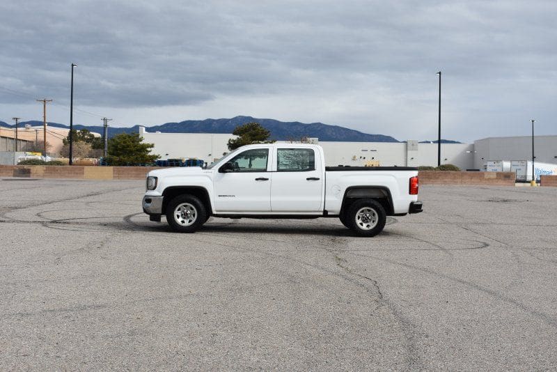 2017 GMC Sierra 1500 - Image 4