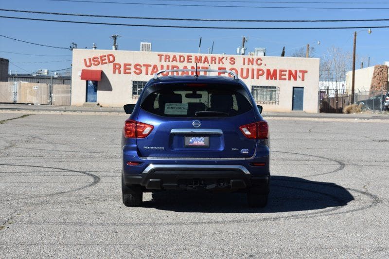 2017 Nissan Pathfinder - Image 6