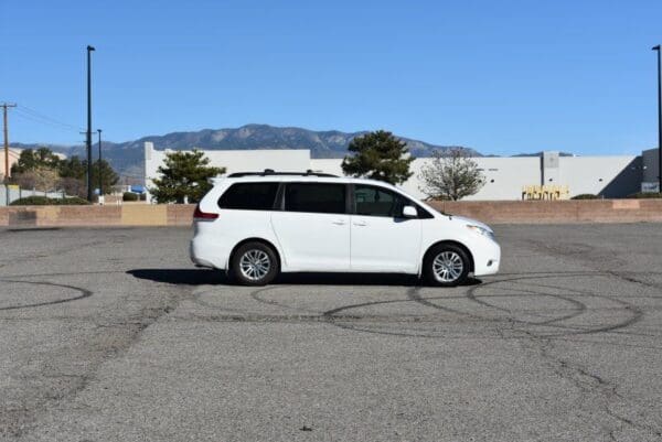 2014 Toyota Sienna