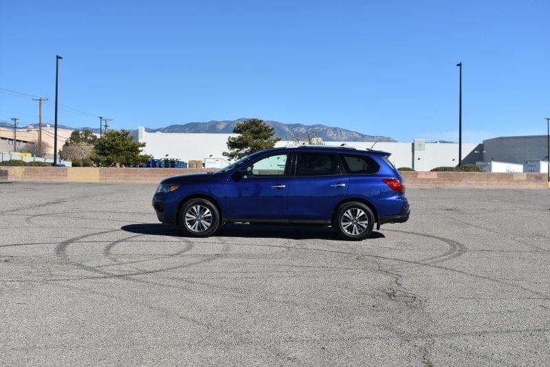 2017 Nissan Pathfinder - Image 5
