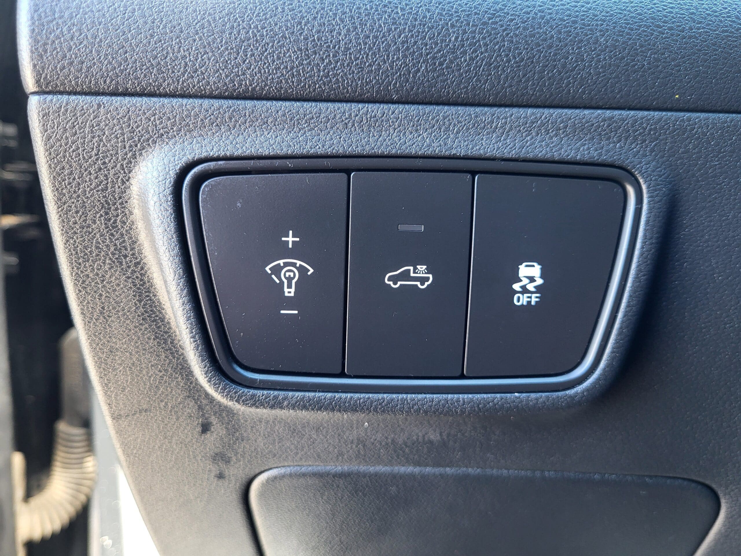 2023 Hyundai Santa Cruz - Image 13