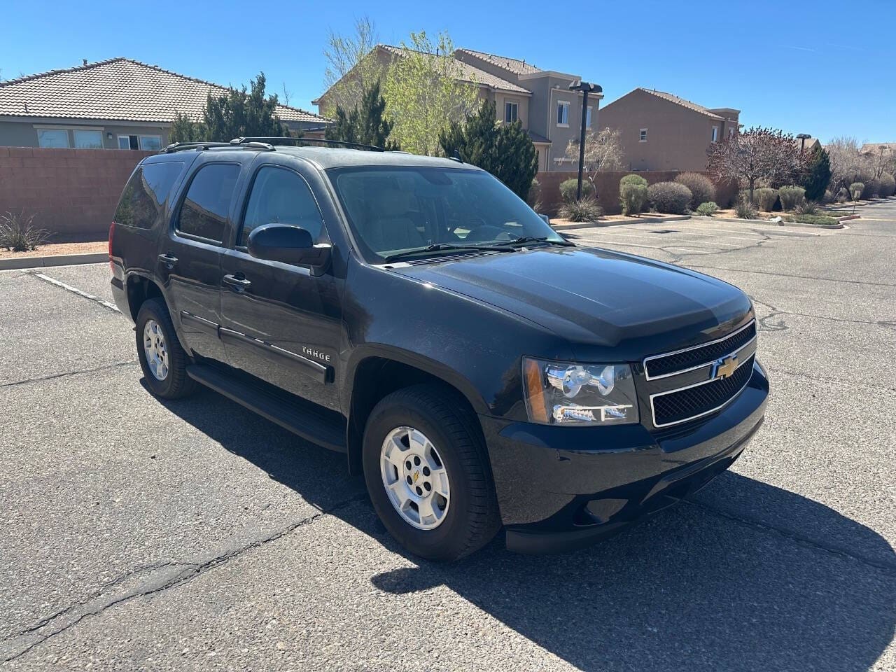 2013 Chevrolet Tahoe - Image 4