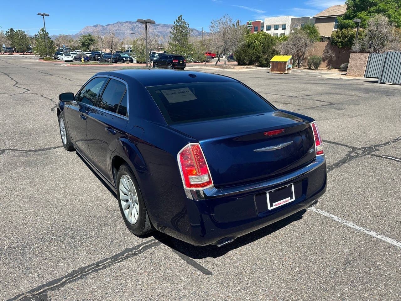 2013 Chrysler 300 - Image 8