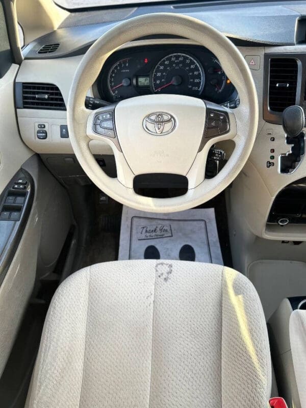 2013 Toyota Sienna