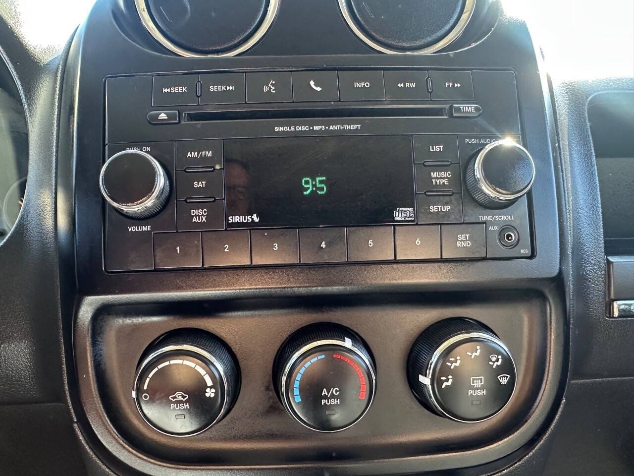 2016 Jeep Patriot - Image 17