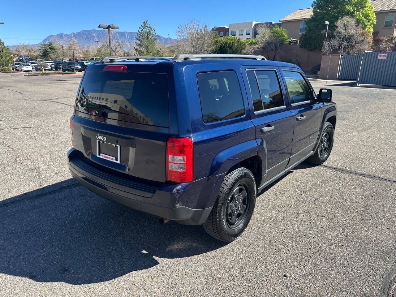 2016 Jeep Patriot - Image 7