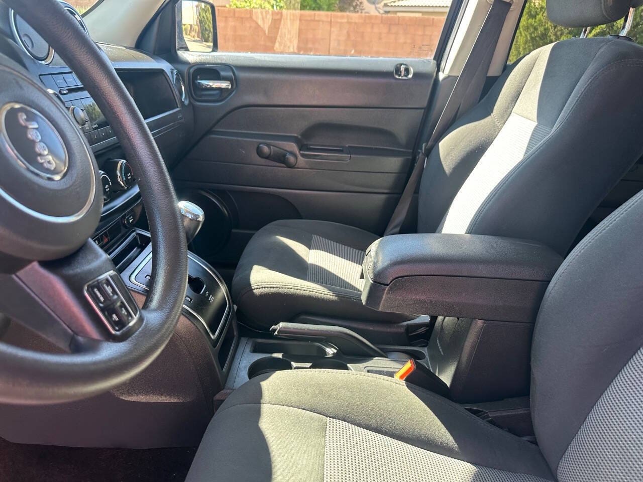 2016 Jeep Patriot - Image 10