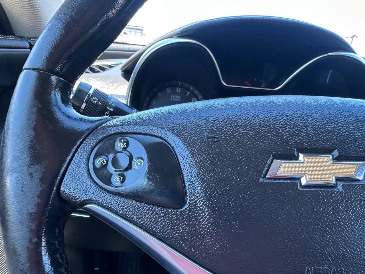 2017 Chevrolet Impala - Image 14