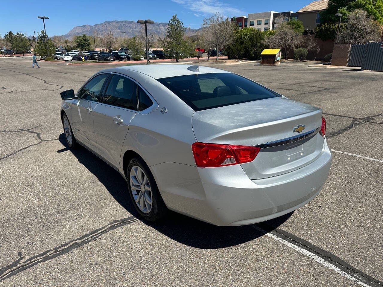 2017 Chevrolet Impala - Image 7