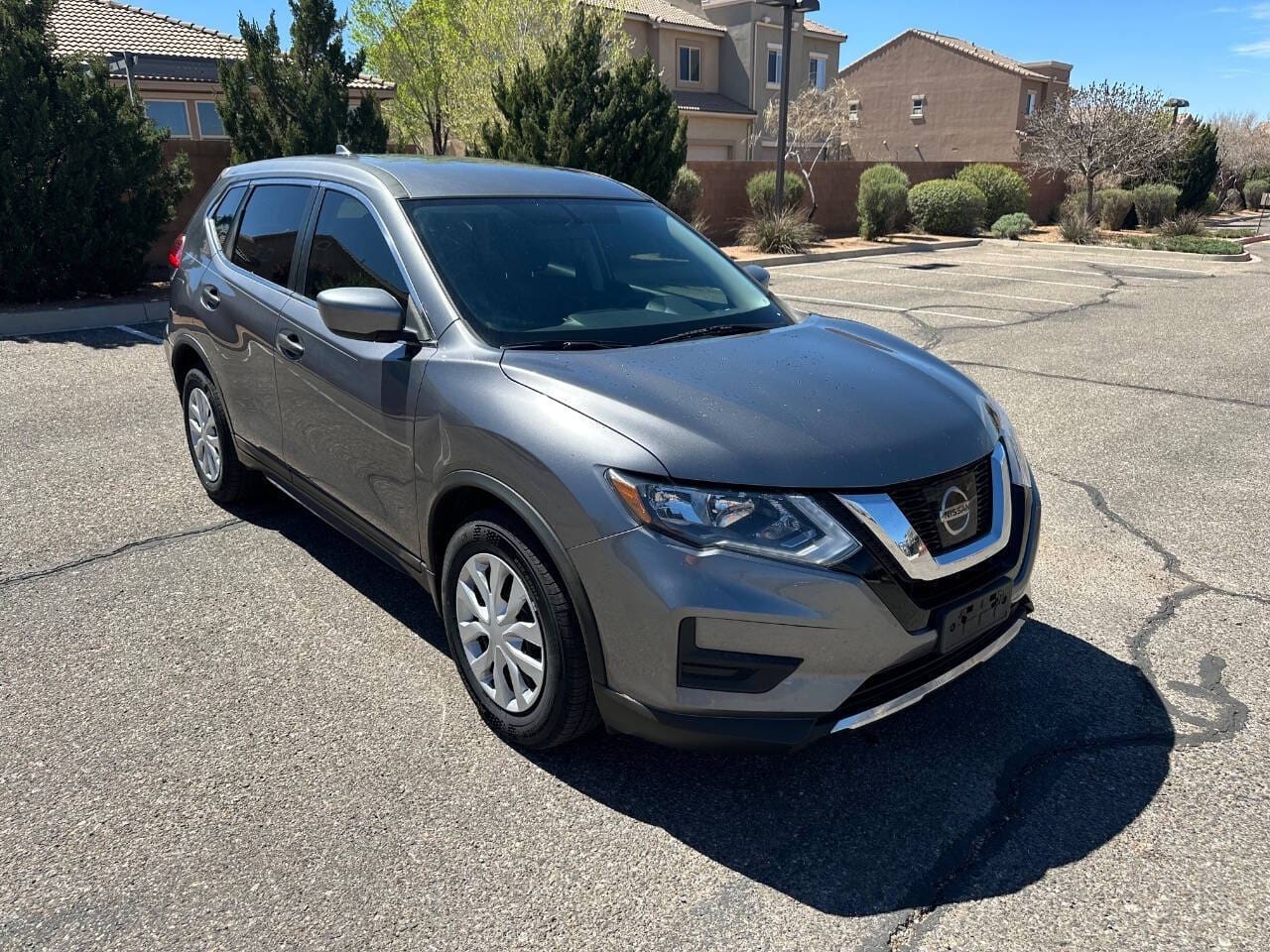 2017 Nissan Rogue - Image 5