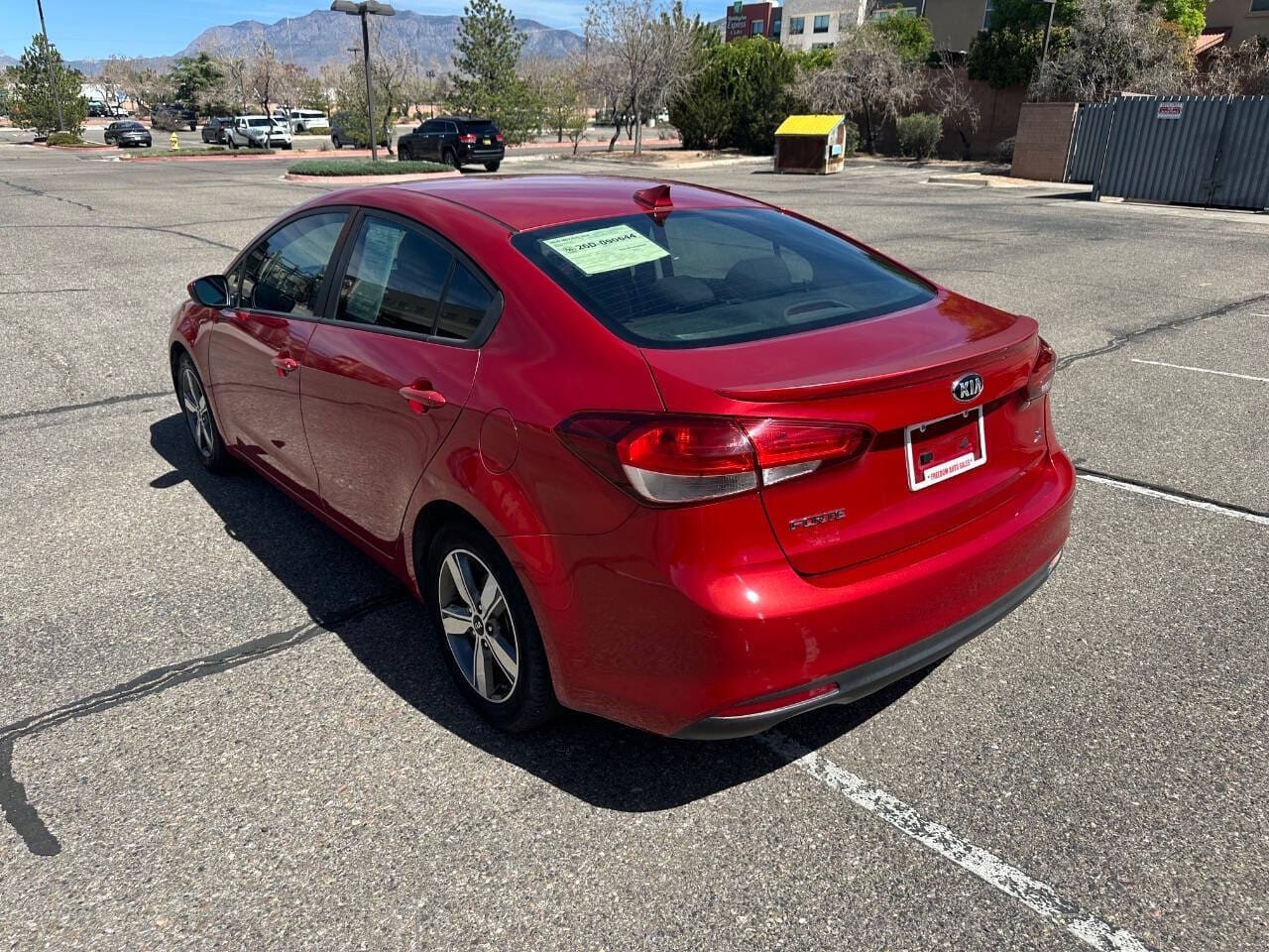 2018 Kia Forte - Image 9