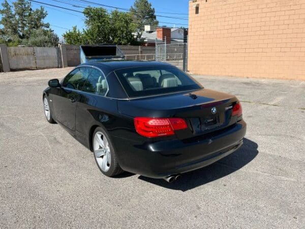 2011 BMW 3 Series