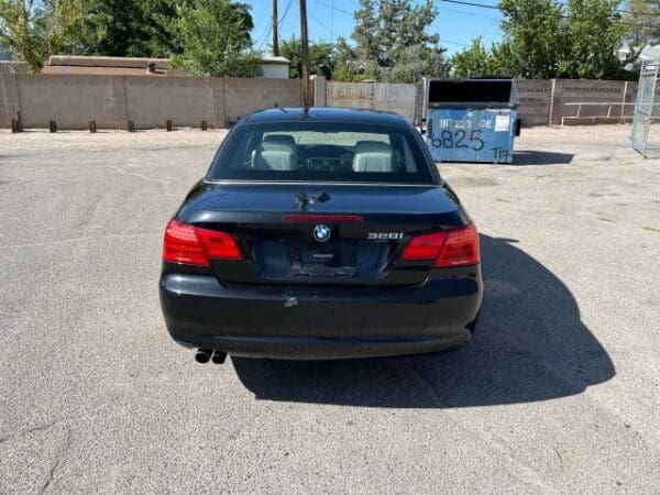 2011 BMW 3 Series