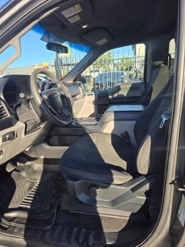 2018 Ford F150 SuperCrew Cab - Image 11