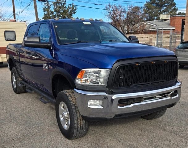 2016 Ram 2500 Crew Cab - Image 4