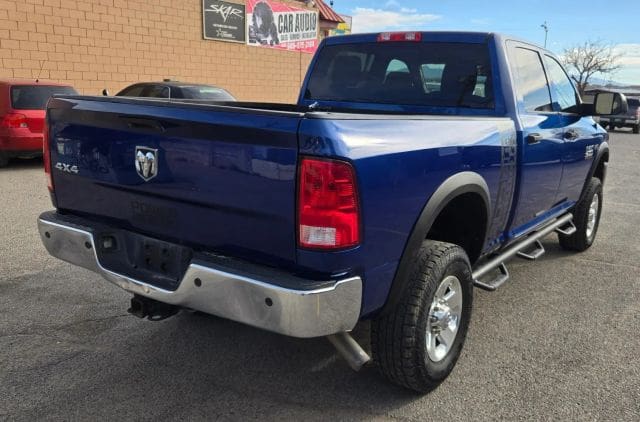 2016 Ram 2500 Crew Cab - Image 3