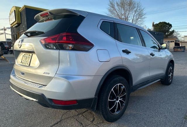2018 Nissan Rogue - Image 4