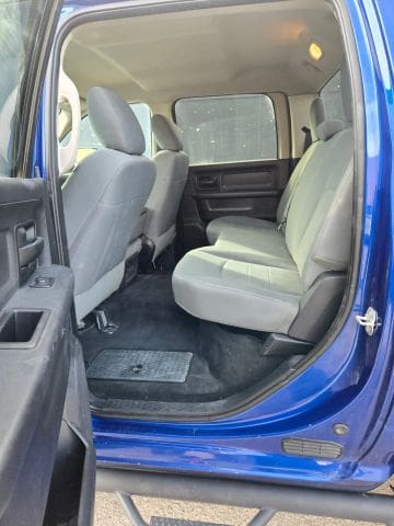 2016 Ram 2500 Crew Cab - Image 11