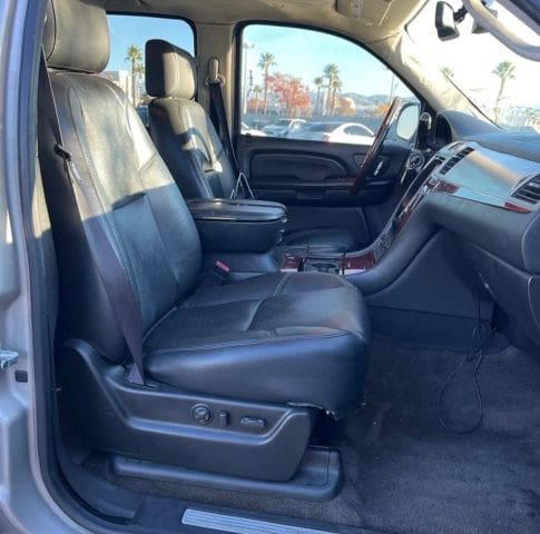 2008 Cadillac Escalade EXT - Image 12