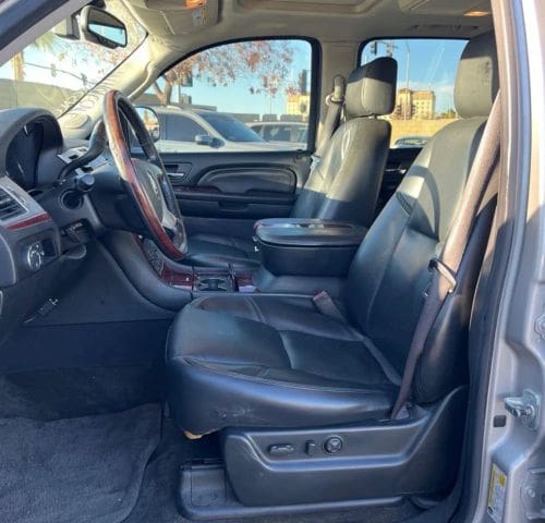 2008 Cadillac Escalade EXT - Image 11