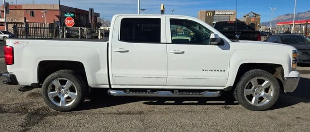 2015 Chevrolet Silverado 1500 Crew Cab - Image 6