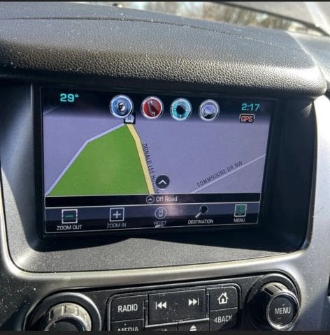 2018 Chevrolet Suburban - Image 11