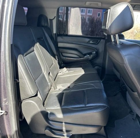2018 Chevrolet Suburban - Image 8