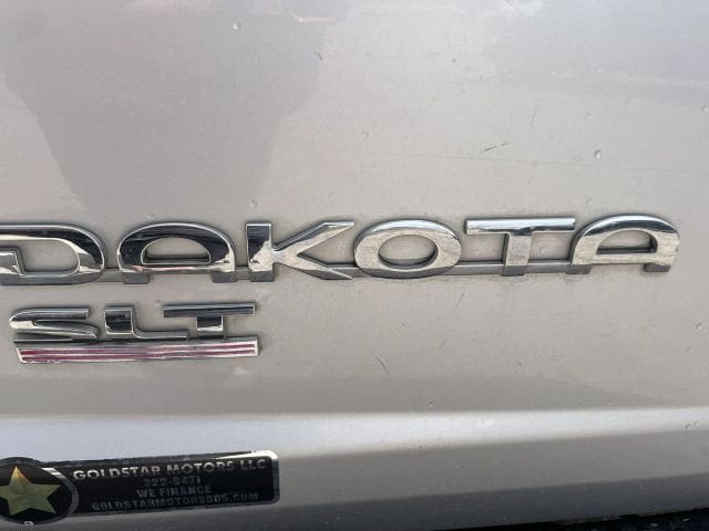 2006 Dodge Dakota Quad Cab - Image 5